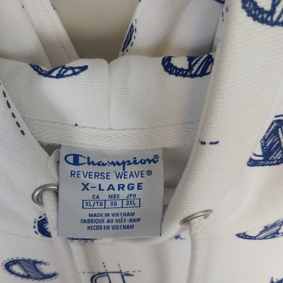 Champion logo reverse weave hoodie - Picture 2 of 3